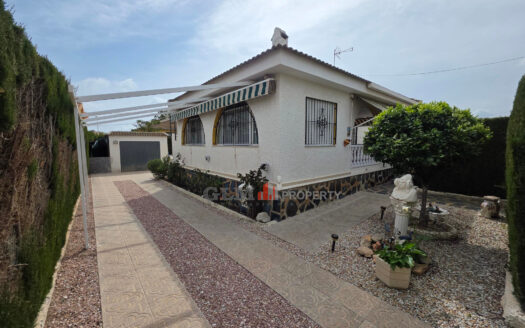 DETACHED VILLA FOR SALE LOS NAREJOS REF.1674SLN