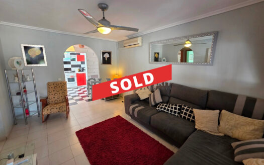 🌴 Renovated Bungalow for Sale in Oasis, Los Narejos