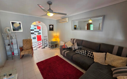 🌴 Renovated Bungalow for Sale in Oasis, Los Narejos