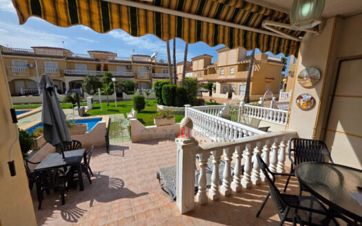Beautiful 3-Bedroom South-Facing Townhouse in Playa II, Los Alcázares