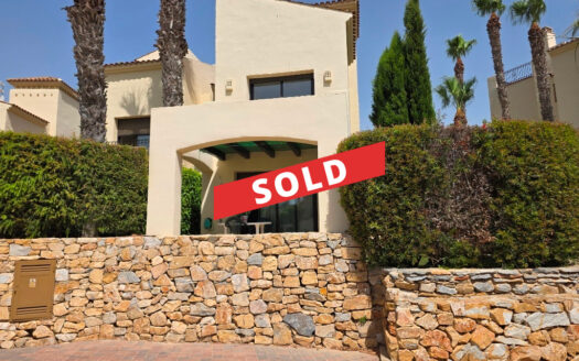 🏡 Stunning Corner 2-Bedroom Townhouse for Sale in Roda Golf, San Javier